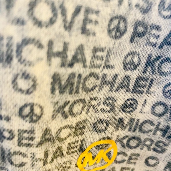 Michael Kors~ Peace~Love~ Better than a T-shirt - Picture 5 of 5